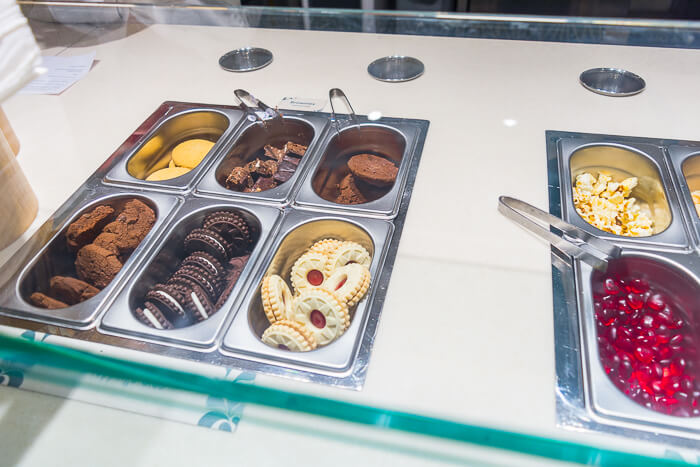 Yorika London review vegan ice cream toppings
